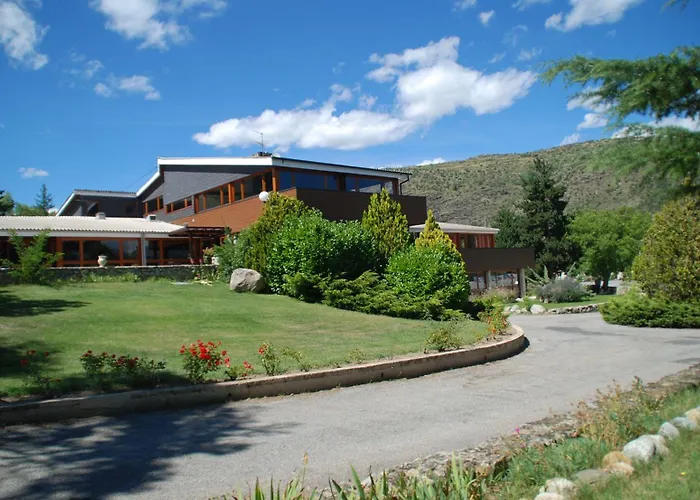 Village Club D' Yravals 2*