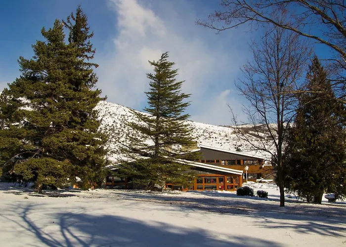 Village Club D' Yravals