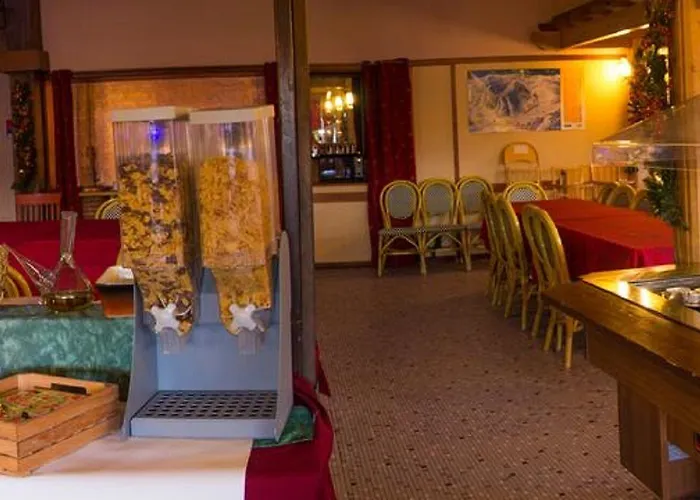 Village Club D' Yravals 2*