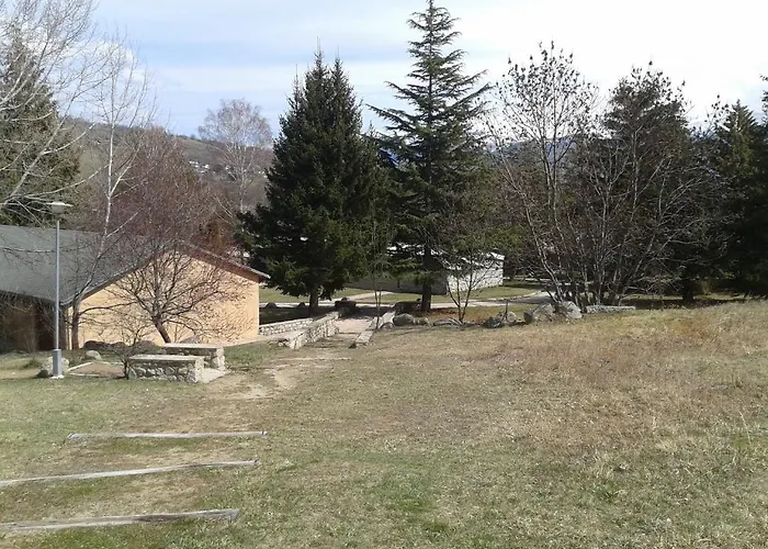 Village Club D' Yravals Semesteranläggning (resort)